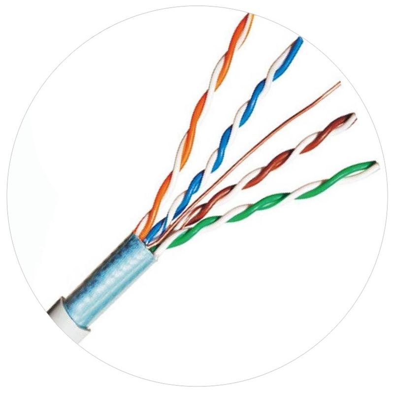 UTP FTPの固体泡のPEネットワーク パッチ・コードのCat 5 LANケーブル100ft