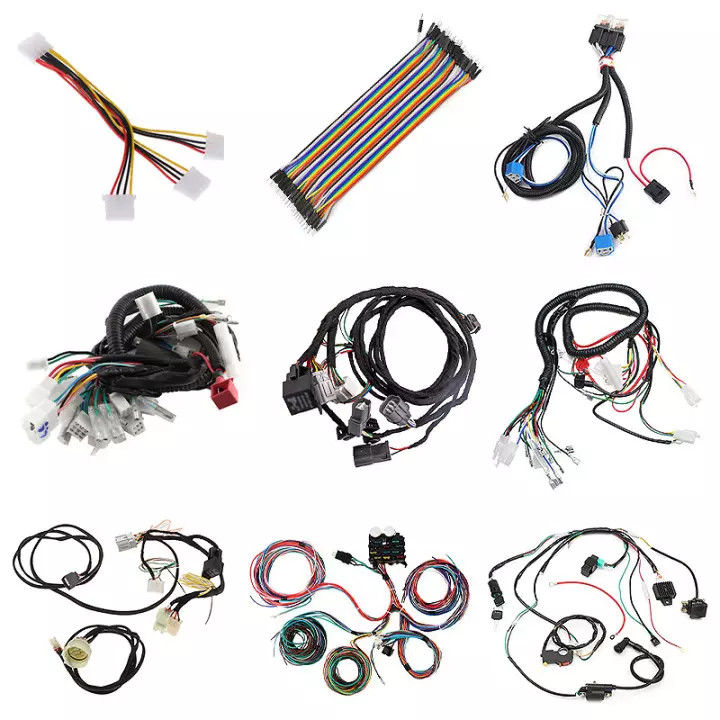 ポリ塩化ビニール 50 の中心 TE Molex のトラックの自動車ワイヤー馬具の銀メッキ